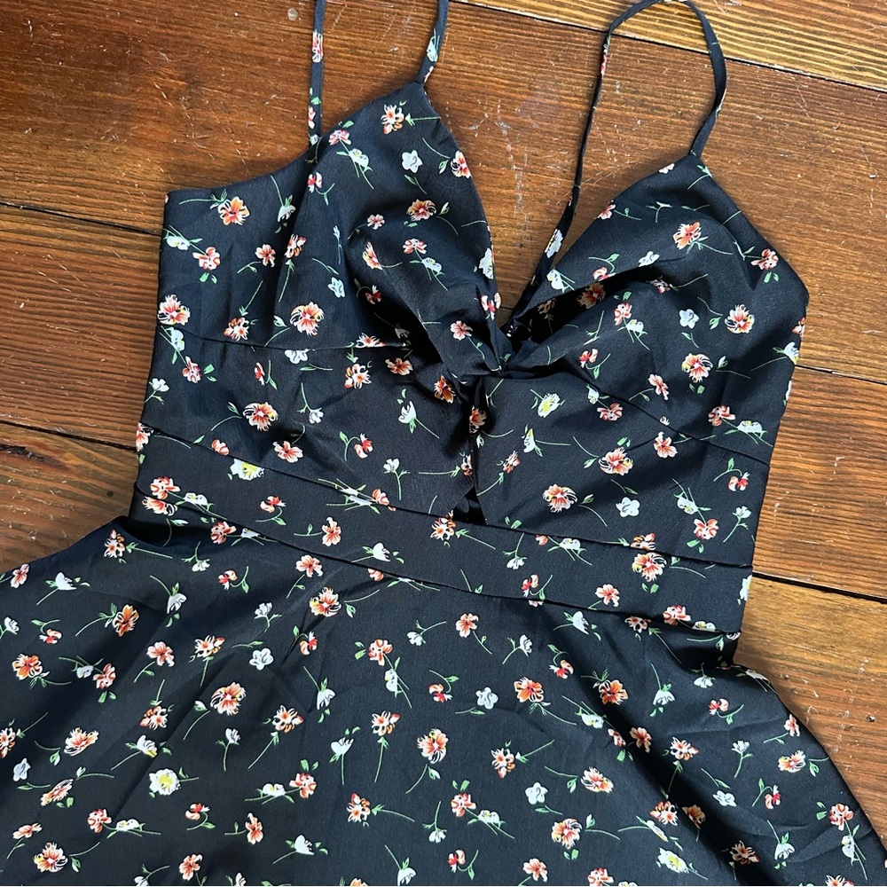 Chic Black Floral Mini Dress - Picture 3 of 6